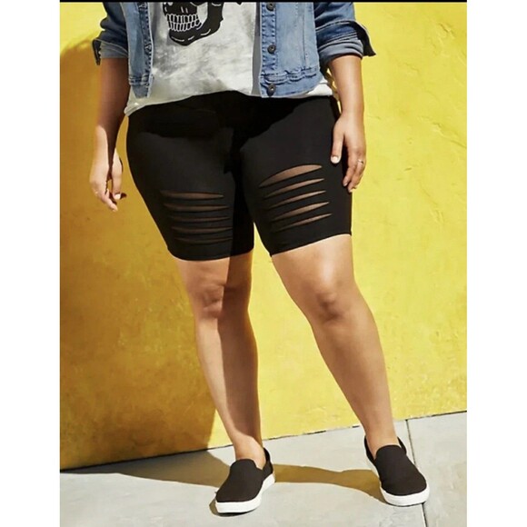 Torrid Black Mesh Shredded Front Bike Short Plus Size Large - Picture 5 of 7